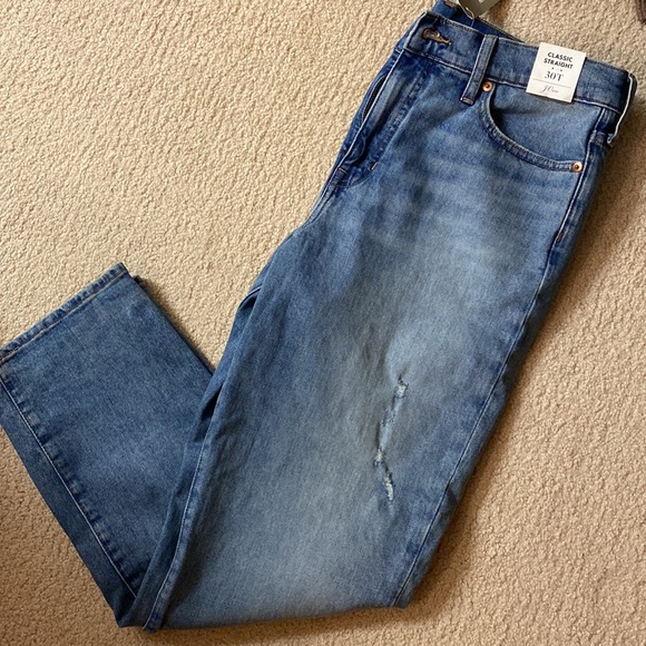 NWT J.Crew high-rise Classic Straight Jeans 30T - Picture 3 of 5
